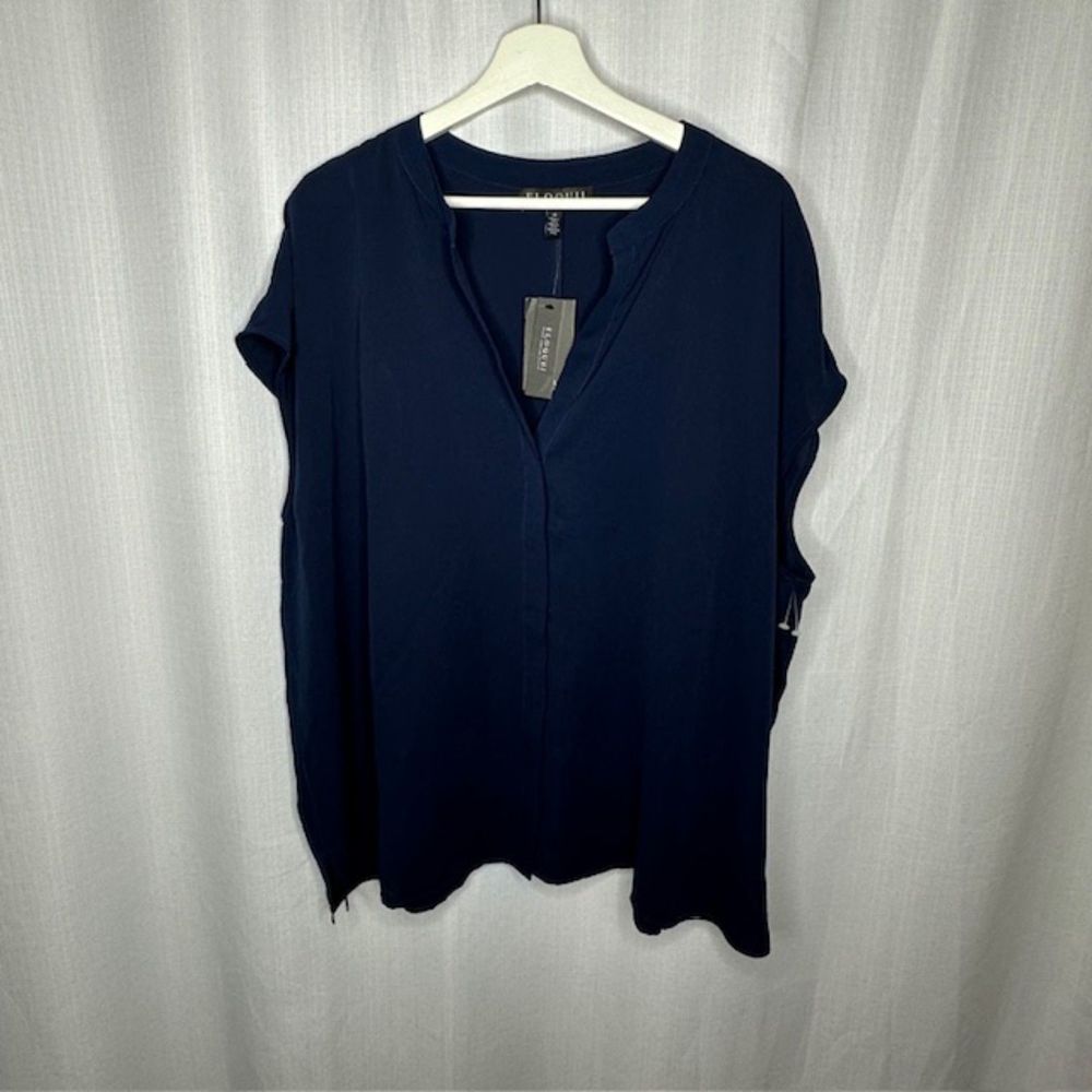Eloquii Navy Blue Sleeveless Blouse‎